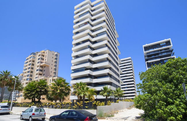 Alexia II - Photo 38