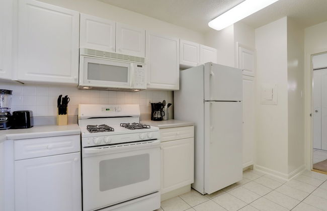 Airport Proximity- Apt in Crystal City - Photo 13