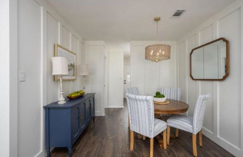 King Street Retreat Charming, Fully Updated Townhome - Foto 5