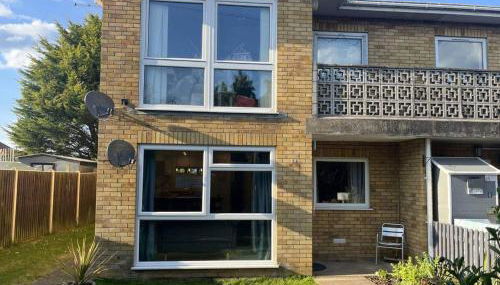 Seaside Haven Retreat - 2 Bedroom Apartment - Foto 2