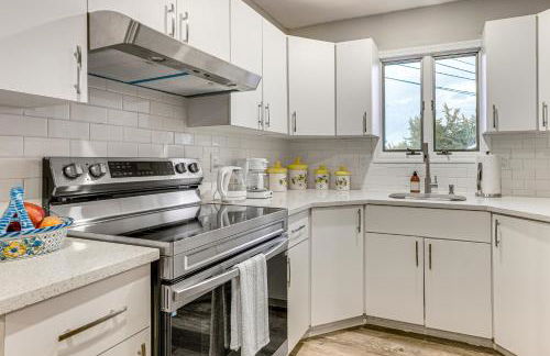 Shop, Hike, Golf and Swim Inviting Deer Park Escape - Foto 10