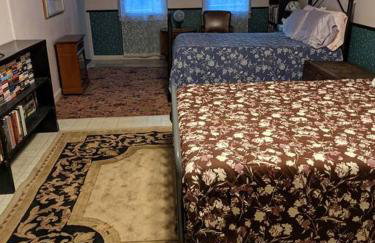 1870s Stained Glass Nostalgia - Foto 14