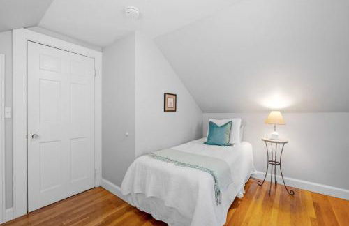 North End Single Family 4 Bed 2 Bath - Foto 43