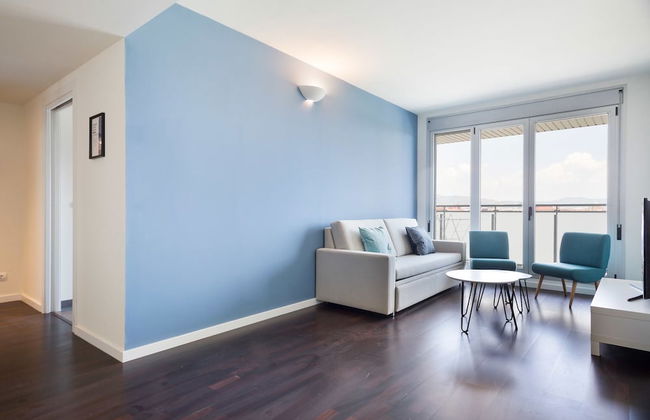 Olala Port Forum Apartments - Photo 12