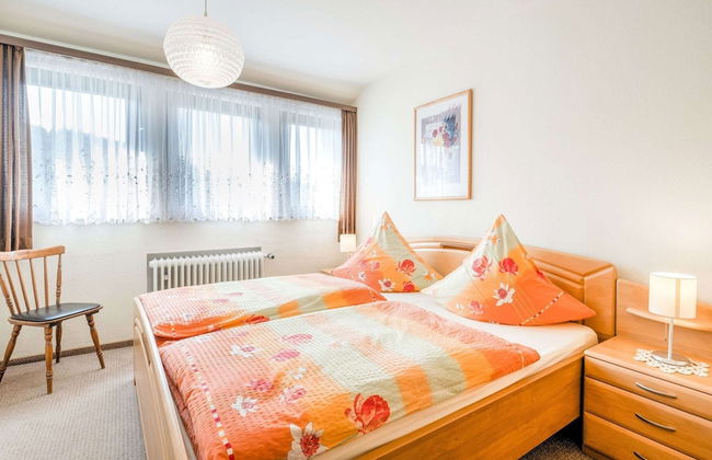 Large Holiday Apartment near Willingen with Private Garden & Terrace - Foto 3