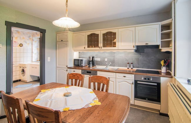 Holiday Home in Bullingen With Garden - Photo 10