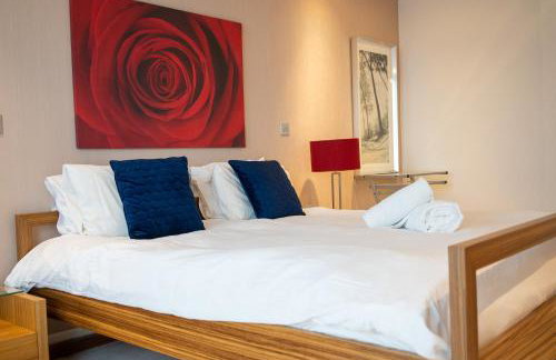 Luxury 3 Bedroom 3 Bathroom Balcony Apartment - Gunwharf Quays Apartments - Foto 27