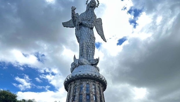 Monumento da Virgem de Panecillo