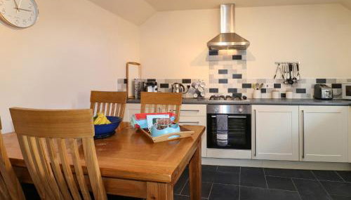 Chestnuts Barn - Photo 5