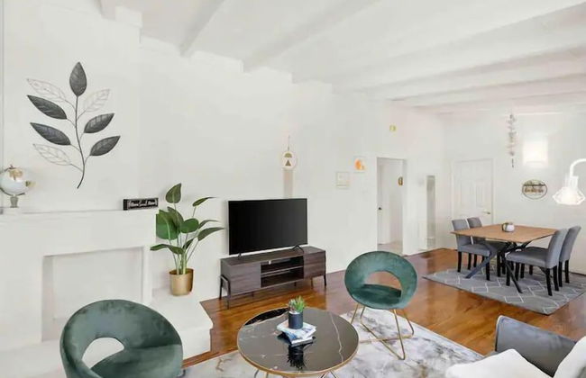 Mid Century Garden View Home Parking - Foto 14