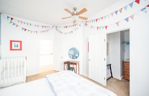 Lighthearted Family Friendly Downtown River Views - Foto 22