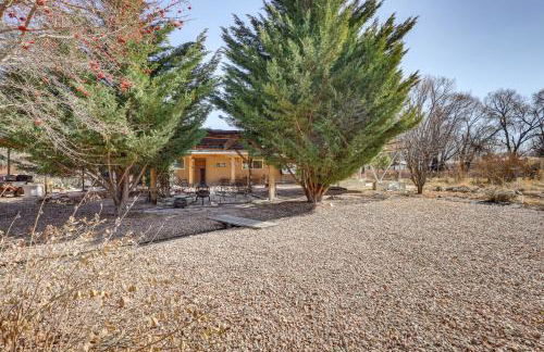Artsy Studio with Patio 25 Mi to Santa Fe - Foto 22