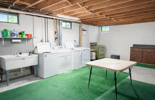 Charming Farmhouse Retreat - Foto 18