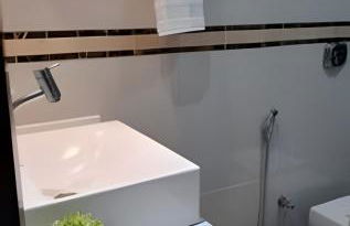 Próximo aeroporto, Piscina, Roupa de cama e banho. - Photo 22