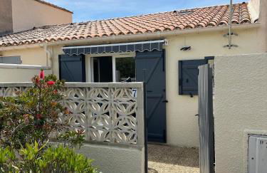 Maisonnette bord de Lagune et Plage St Cyprien - Photo 1
