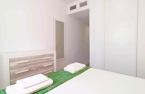 Piso nuevo La Princesa centro y playa - Foto 7