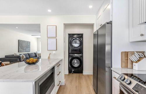 Madeira Beach House Fall Special! Private Heated Pool & Steps to Beach! - Photo 9