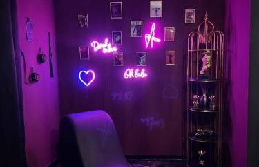 Suite mit Whirlpool, Sauna, Pole Dance und mehr - Foto 5