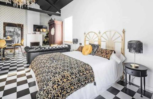 La Suite Años 20 Bañera, chimenea de leña y terraza - Foto 6