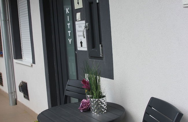 Kitty Downtown Apartman - Foto 1