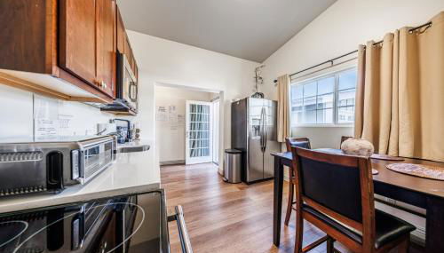 Welcoming & Spacious 2-Bedroom Guest Suite in Torrance 20 Minutes from LAX - Foto 2