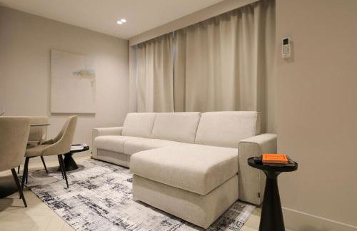 Spacious & Luxurious - Fully Renovated & Equipped 2BR Suite - Historical Centre - Photo 41