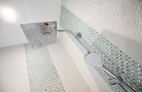 Wisteria Cottage Town Centre FREE PARKING - Foto 24