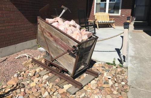 Step Back in Time - Photo 6