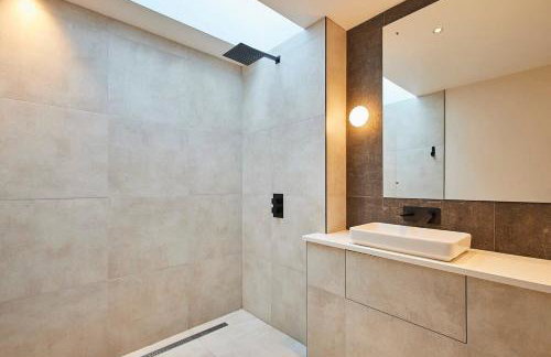 Sleeper Cottage - Sleeps 8 - Foto 18