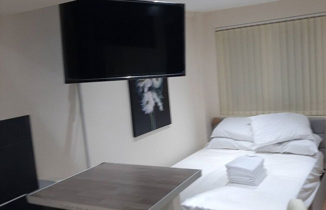 Room in House - Aa Guest Room2 - Photo 2