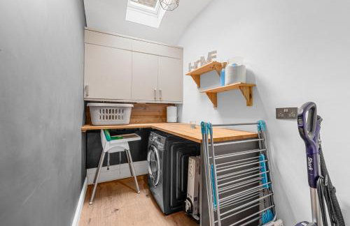 Relax at Little Hawkcliffe - Photo 11