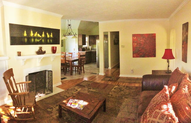 House at the Foot of the Mountains - Foto 12