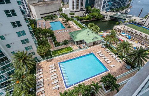 Luxury 2BD Corner Loft with Stunning Miami River View - Foto 46