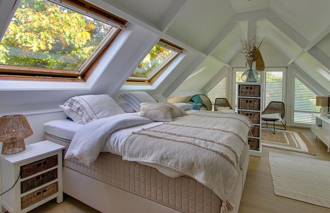 Rustic Retreat w/ Pool - Photo 2