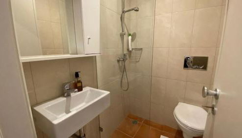 BEST - Studio Trindade with AC and Parking - Foto 5