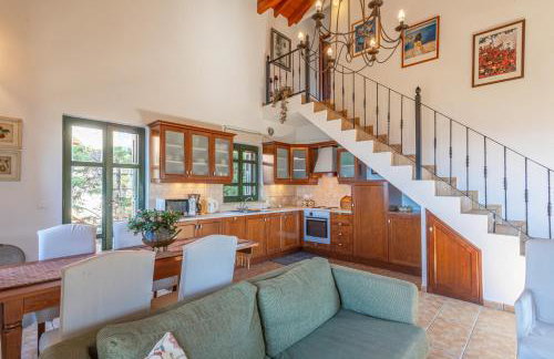 SOFIA, Luxury Stone Villa in Stoupa with Private Pool, BBQ and Amazing Sea View - Foto 9