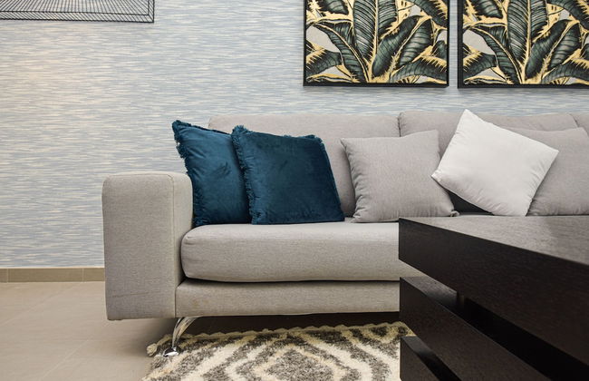 Elegant 3 BR Dubai South - Photo 37