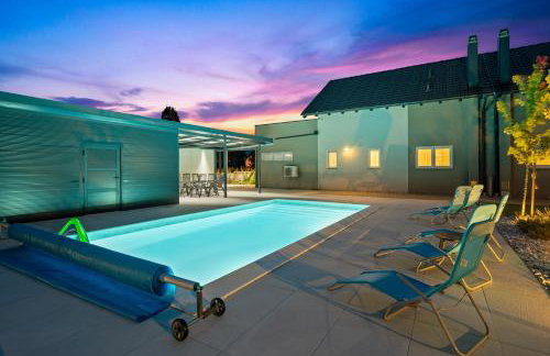 House Degenia - Foto 1