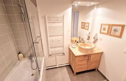 Appartement moderne 3 pièces avec parking privé - Foto 4