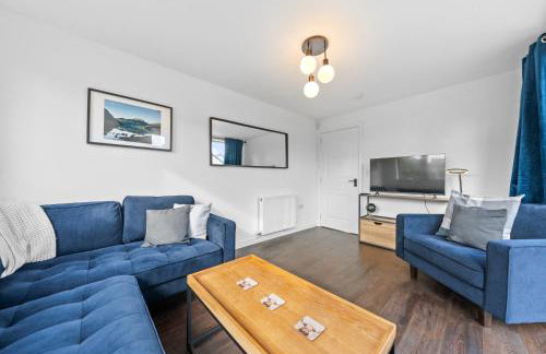 Modern Stirling Apartment - Free Parking - Photo 2