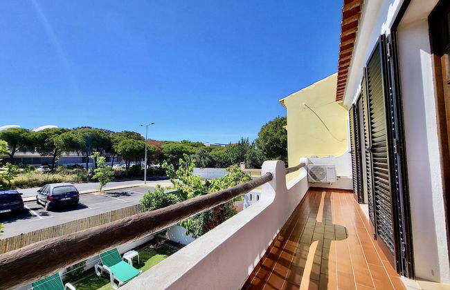 Faro Terrace Villa by Homing - Photo 37