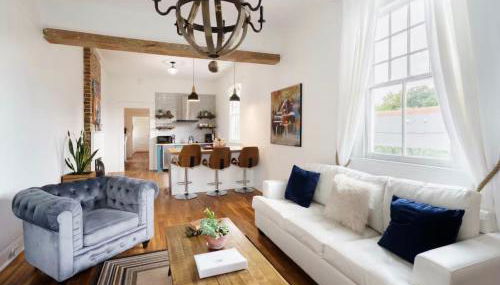 Modern Victorian House With Relaxing Courtyard - Near FQ - Foto 2