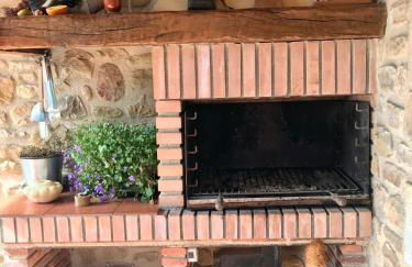 Caserio Arrigorri excelente ubicación jardín con BBQ perfecto para grupos - Foto 24