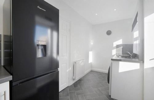 NEW! 2BR in West Terrace, Sleeps 4 - Photo 39