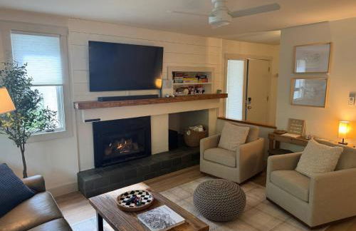 NEW 2025 Sugarbush Bridges Resort Outpost - Foto 29