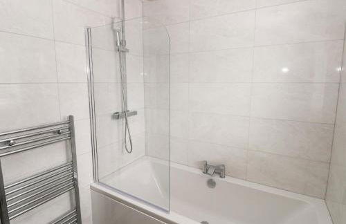 LunaRoxx, 6 Meadow Gardens, Kilgetty - Photo 27