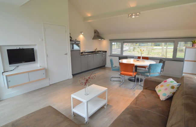 Alluring Holiday Home in Limburg Near Forest - Foto 25