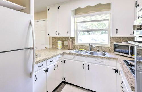 Less Than 1 Mi to Lake Weir Quiet Summerfield Getaway - Foto 10