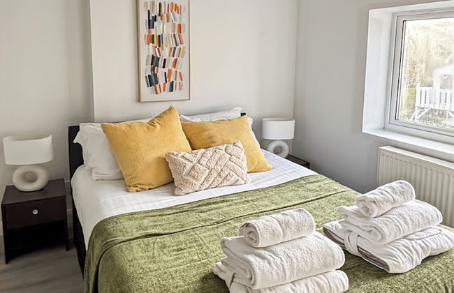 Relaxing Getaway With Hot Tub & Sauna Sleeps 6 - Foto 5