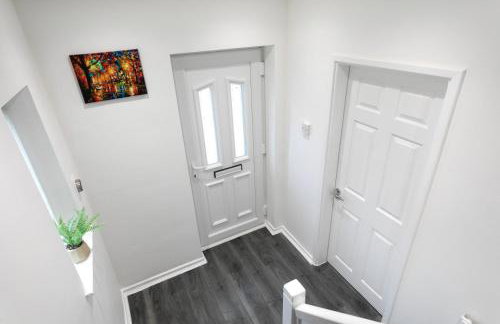 Nottingham Top Serviced Home - Chayil Experts - Foto 107